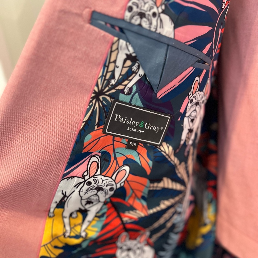 Paisley & Gray Tailored Pink Suit with Bold Patterned Lining | Size 52R